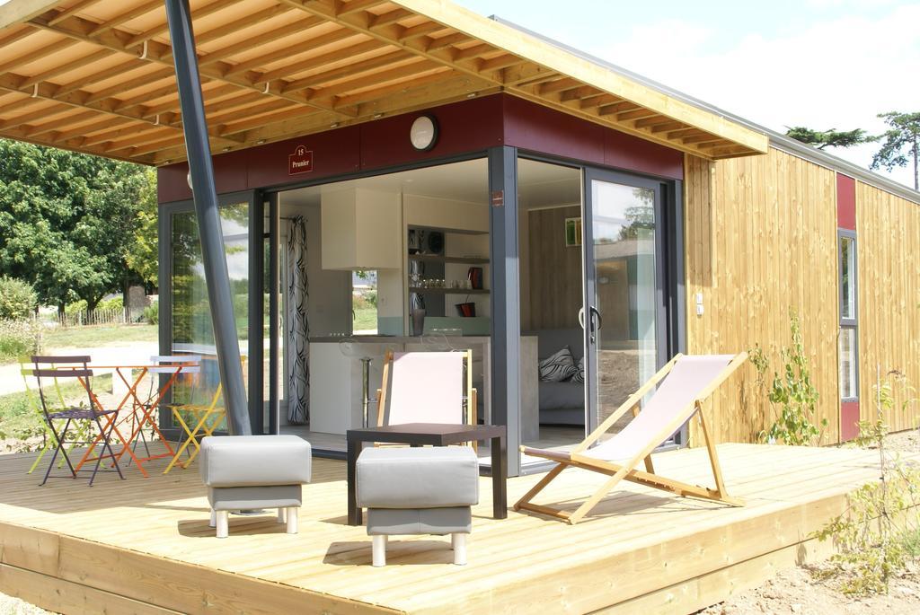 Les Roulottes & Cottages Du Moulin Chenillé-Changé Zimmer foto